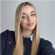 Doy clases particulares de apoyo escolar para aquellos alumnos que necesiten refuerzo en la asignatura de economía